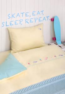 Постельное бельё Luxberry Skategirls 1.5-спальное 140х205 перкаль - основновное изображение