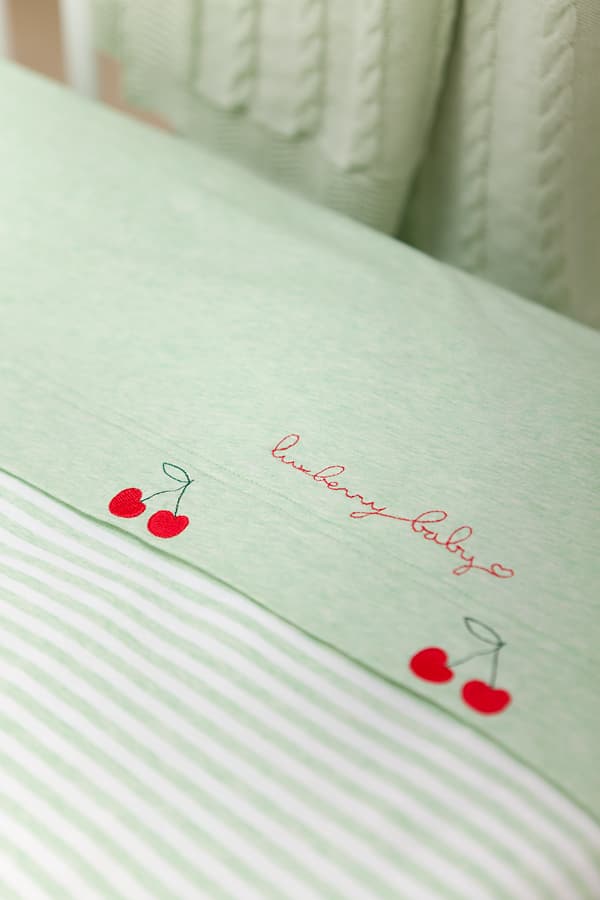 Комплект постельного белья "Вишенки" от Luxberry
