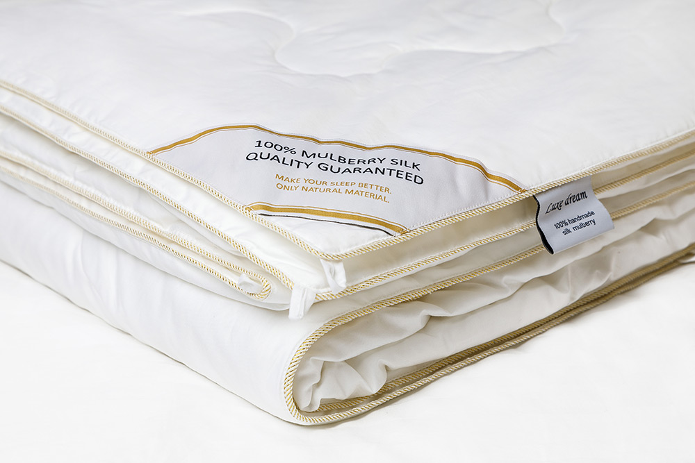 Одеяло шелковое Luxe Dream Premium Silk 140х205 теплое