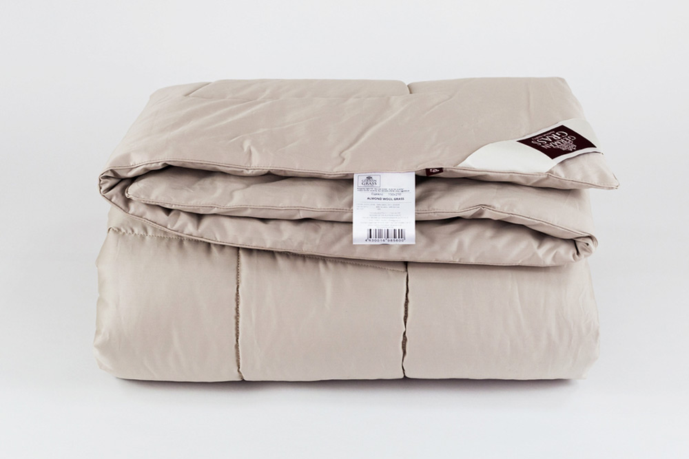 Одеяло верблюжье German Grass Almond Wool 220х240 теплое