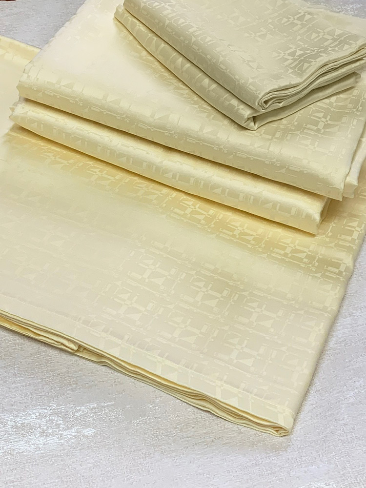 Постельное белье Palombella Everest Yellow семейное 2/150х200 сатин жаккард