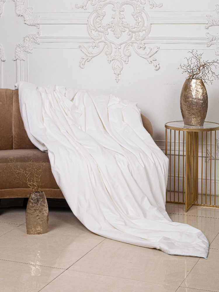 Одеяло шелковое Luxe Dream Premium Silk 140х205 теплое