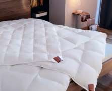 Одеяло пуховое Brinkhaus Carat 220x240 лёгкое - фото 1