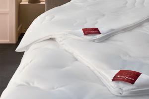 Одеяло Brinkhaus Bauschi Lux 155х220 легкое терморегулирующее - основновное изображение