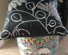 Декоративная подушка Laroche Мисава 45х45 с вышивкой - фото 1