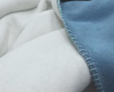 Плед хлопок/акрил Biederlack Duo Cotton blue heaven-ecru 150х200 - фото 2