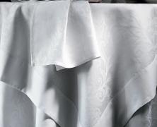 Скатерть Blanc Des Vosges Ombelle Blanc 170х240 + 8 салфеток 50х50 - фото 1