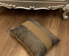 Декоративная подушка Laroche Авеню 30х40 с вышивкой - фото 1