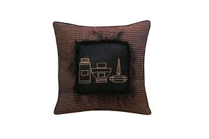 Декоративная подушка Laroche Дом Дизайна 45х45 с вышивкой - основновное изображение