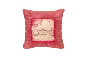 Декоративная подушка Laroche Аромат 45х45 с вышивкой - основновное изображение