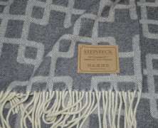 Плед из шерсти ягнёнка Steinbeck Portofino серый 130х190 - фото 2