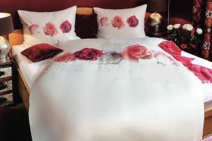 Постельное бельё Hefel Жизнь среди роз 1.5-спальное 155х200 тенсель сатин - основновное изображение