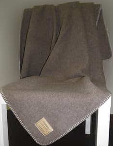 Новинка! /catalogue/postelnoe_belio/blanket-steinbeck/steinbeck-gabun-natur/ Новинка! /catalogue/postelnoe_belio/blanket-steinbeck/steinbeck-gabun-natur/