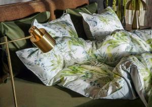 Постельное бельё DecoFlux Flora Costera 1.5 спальное 155х200 мако-сатин - основновное изображение